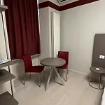 Borgo Yporegia 게스트하우스 이브레아