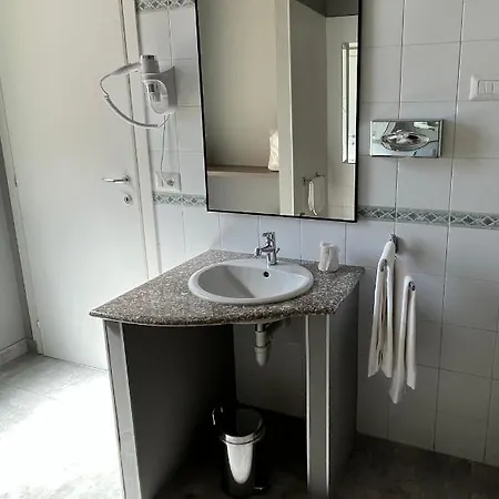 Borgo Yporegia Guest house *