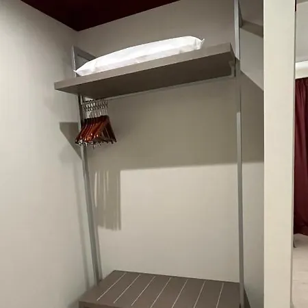 Borgo Yporegia Pensjonat 4*