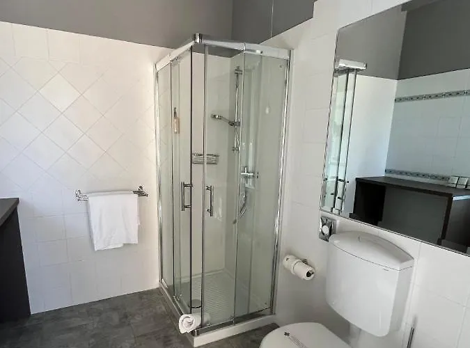 Borgo Yporegia Πανσιόν 4*