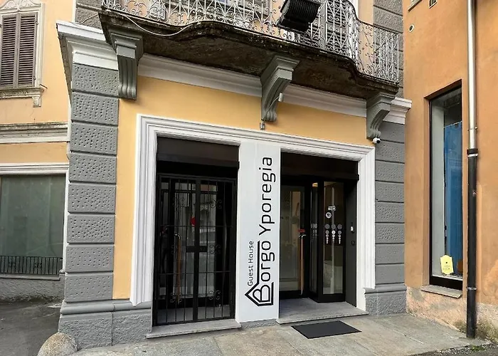 Borgo Yporegia Ιβρέα
